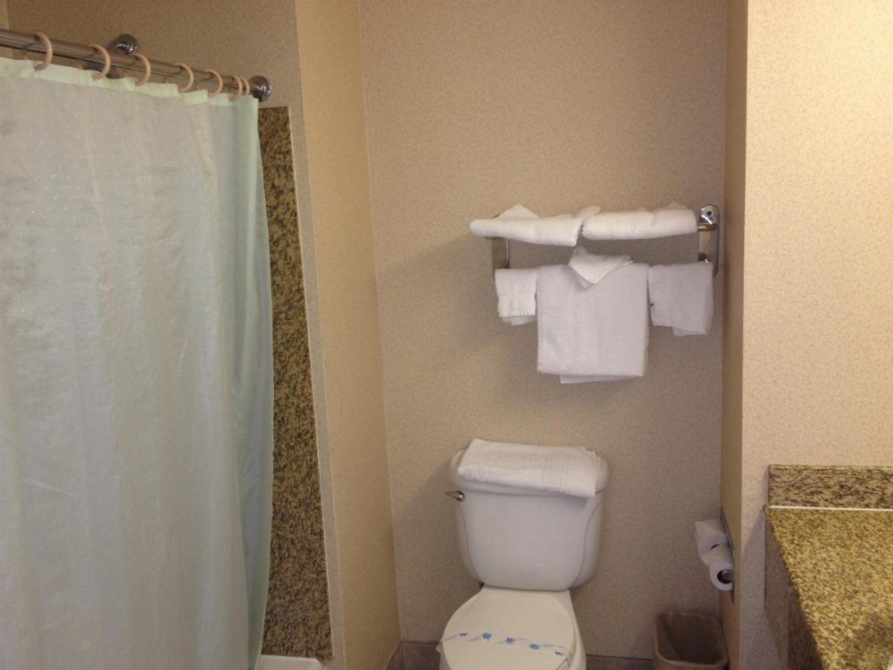 Crystal Inn Suites & Spas Image 12