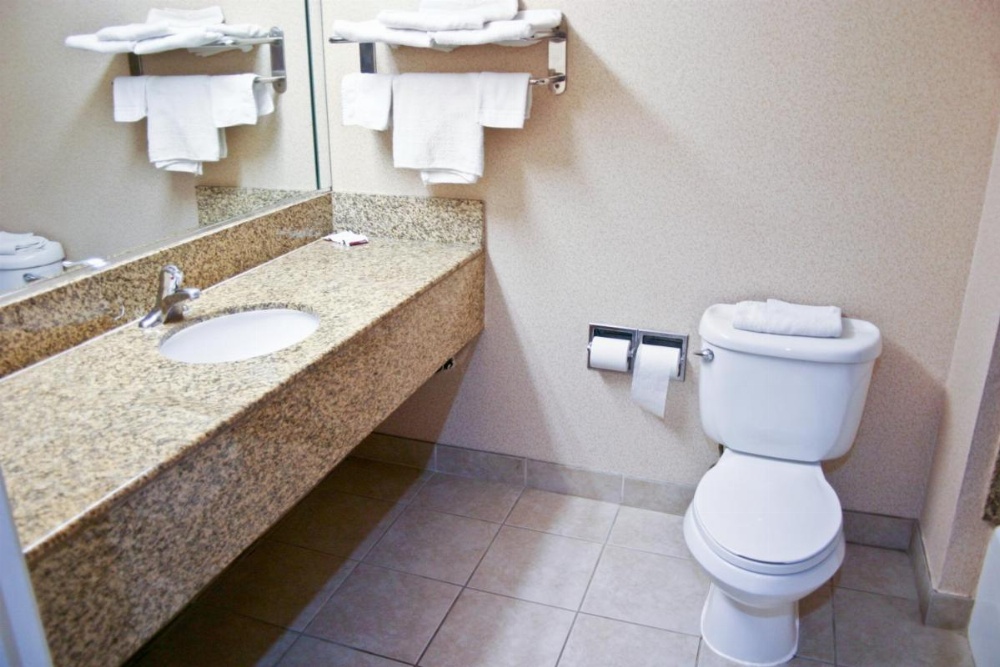 Crystal Inn Suites & Spas Image 14