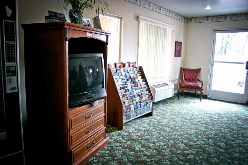 Crystal Inn Suites & Spas image 27