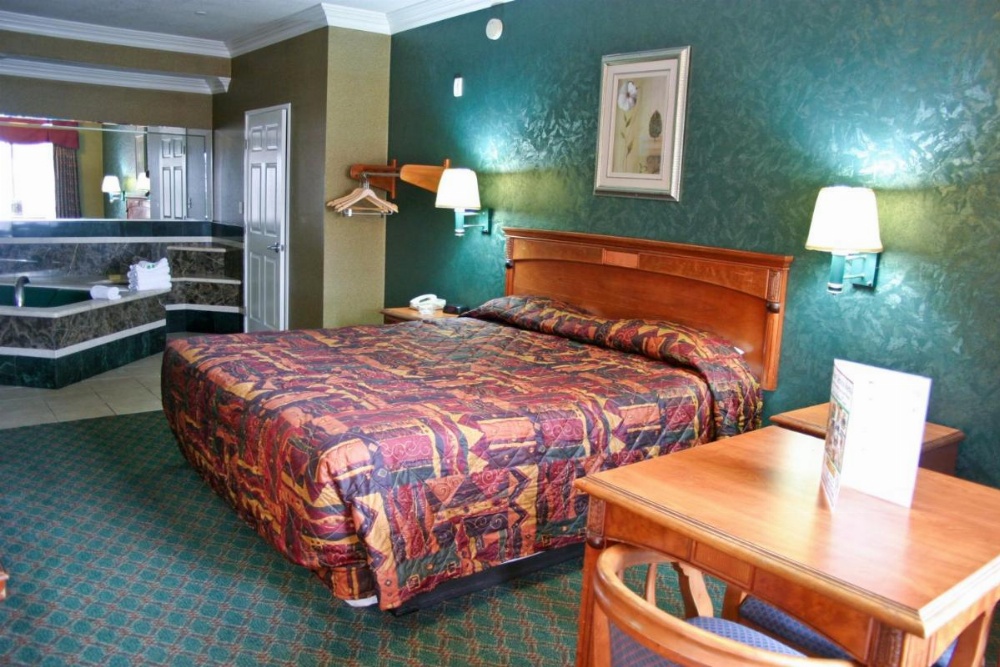Crystal Inn Suites & Spas Image 31