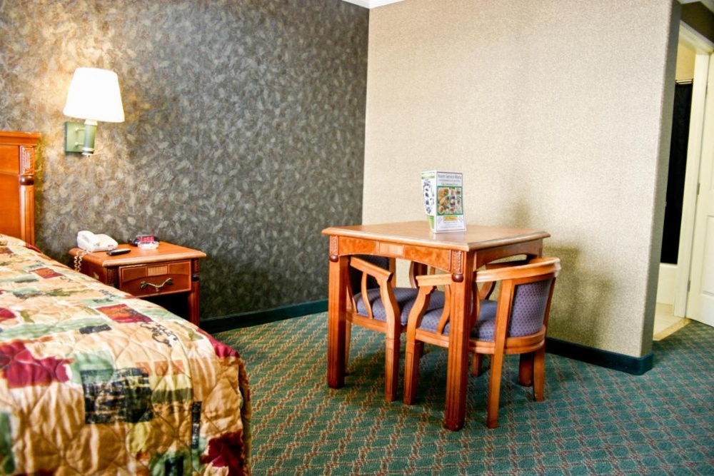 Crystal Inn Suites & Spas Image 33