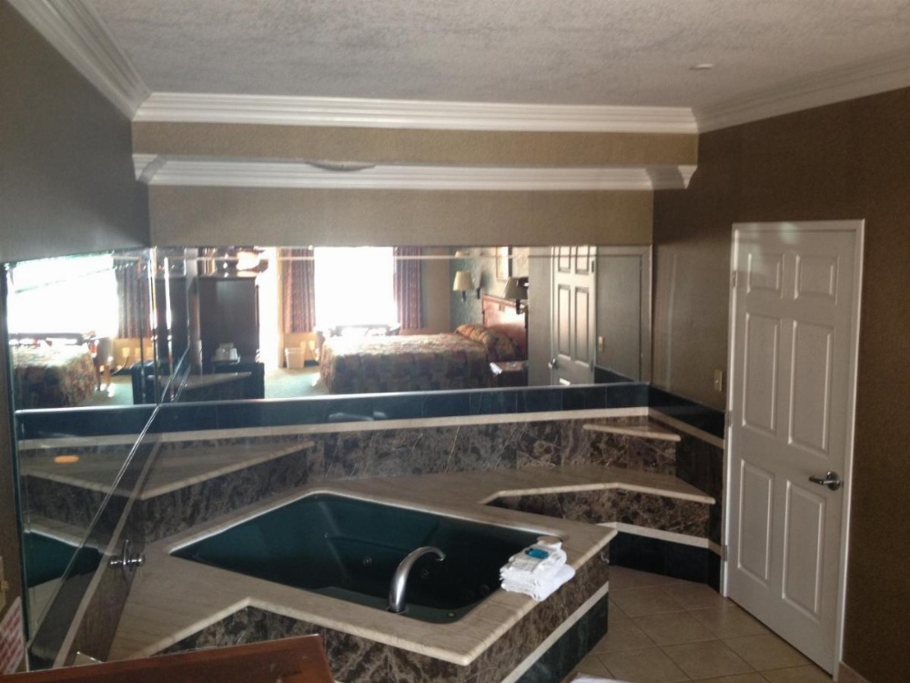 Crystal Inn Suites & Spas Image 36