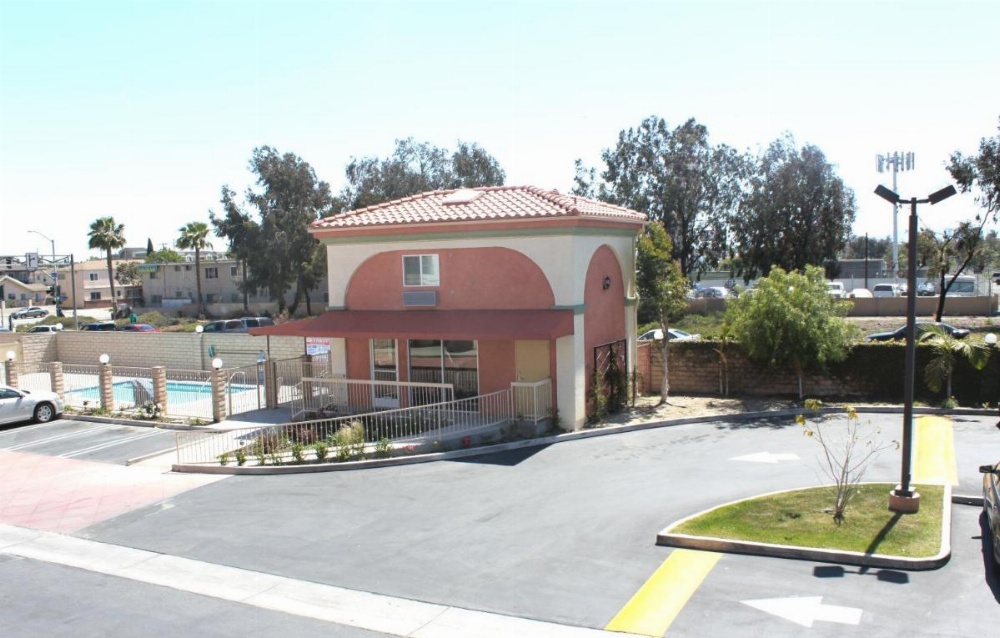 Crystal Inn Suites & Spas Image 42